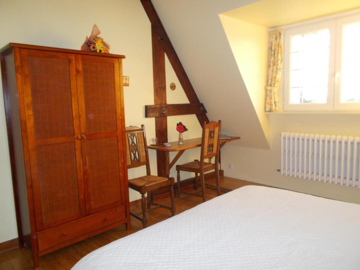 Les Ajoncs Bed & Breakfast